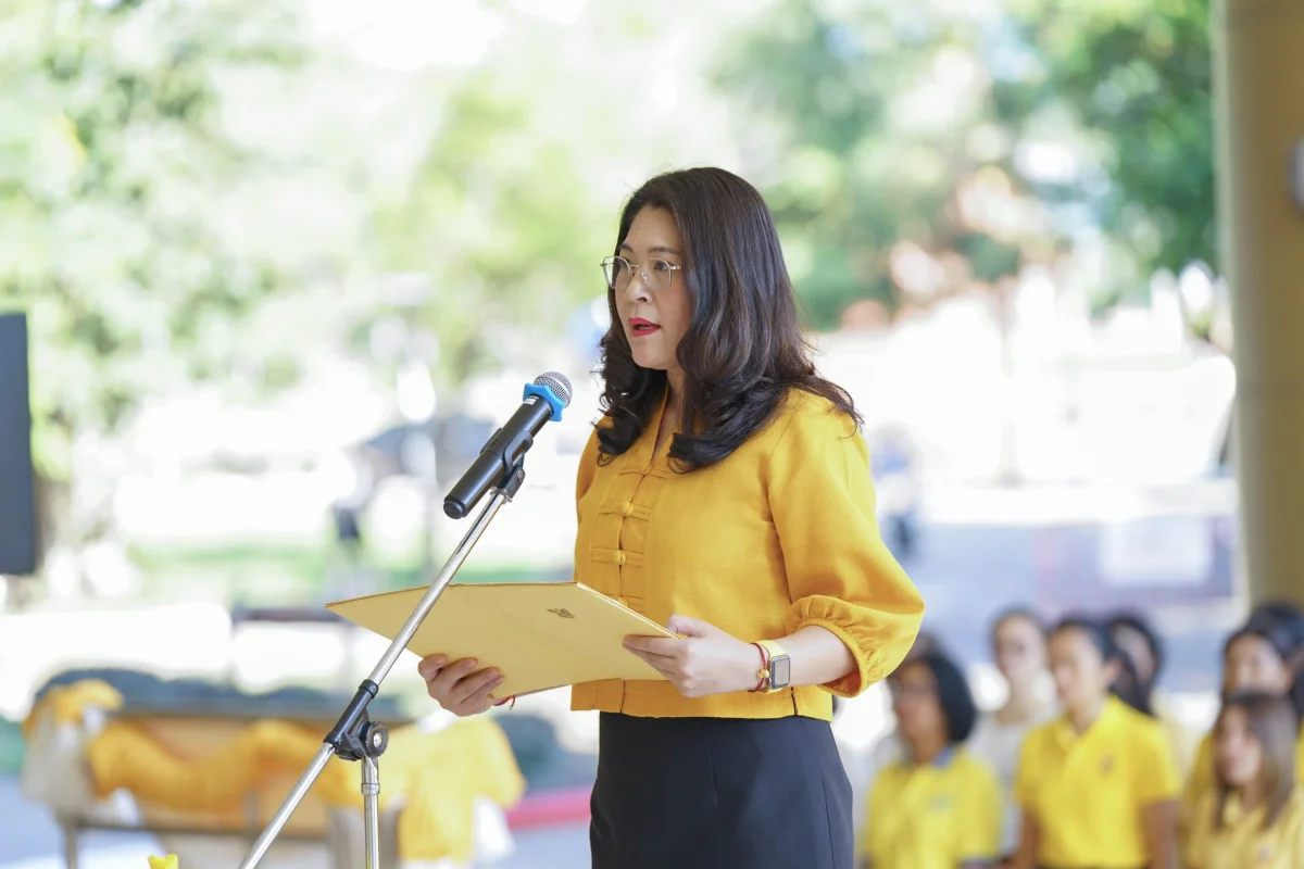 มหาวิทยาลัยราชภัฏกำแพงเพชร น้อมรำลึกในหลวง ร.9 เนื่องในวัน "วันนวมินทรมหาราช" ที่ลานกิจกรรม ชั้น 1 อาคารเรียนรวมและอำนวยการ (อาคาร 14) มหาวิทยาลัยราชภัฏกำแพงเพชร